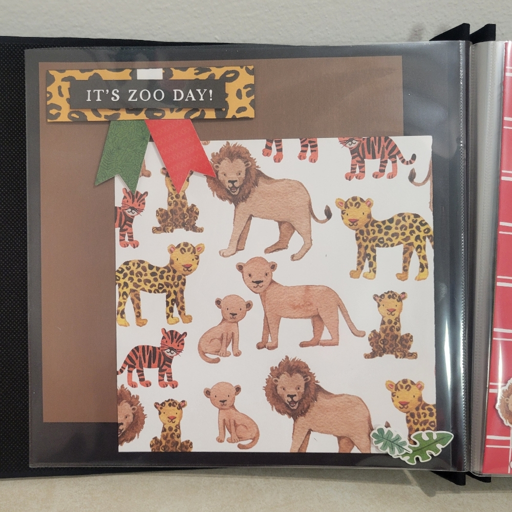 Custom Scrapbook! 📷 - Picture 4 of 14